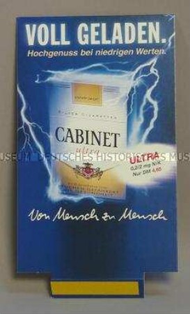 Werbeschild für "Cabinet ultra"-Zigaretten