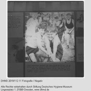 Hausausstellung - Raum 2 - "Frohe Ferientage [...]"
