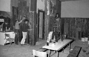 Renovierung des Hauses Kriegsstraße 76 zwecks Unterbringung eines Jugendclubs der Arbeiterwohlfahrt im Erdgeschoss