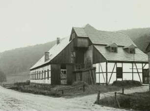 Schneeberg-Neustädtel, Bergkapper Pochwerk der Fundgrube "Weißer Hirsch", Straßenansicht
