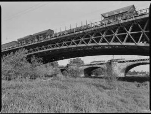 Dresden-Altstadt. Marienbrücke vor der der Sanierung, Eisenbahnbrücke