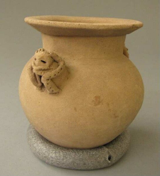 Clay vessel