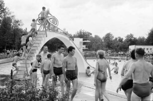 Breisach: Waldbad, Wasserrutschbahn
