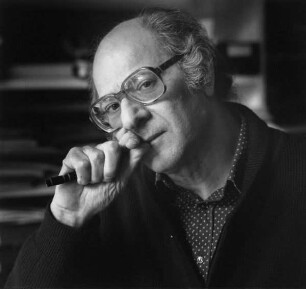 Mauricio Raúl Kagel (1931-2008; Komponist, Dirigent, Librettist und Regisseur). 1986