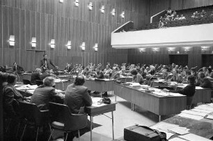 Beratung des Nachtragshaushalts 1975/76 im Karlsruher Gemeinderat