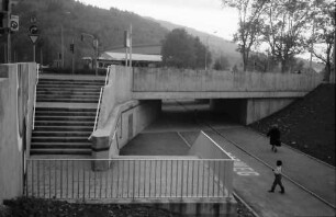 Freiburg: Unterführung Gasthaus "Schiff", Nordseite, Treppe und Tunnel