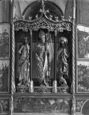 Wolfgangsaltar — Mittelschrein mit den Heiligen Sebastian, Wolfgang und Rochus