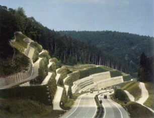 Albaufstieg, Hangsicherung