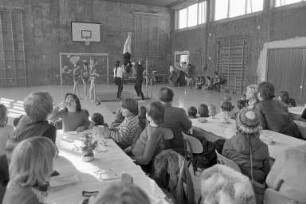Bunter Nachmittag der Grund- und Hauptschule Beiertheim zu Gunsten eines Landschulheimaufenthaltes