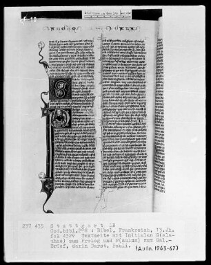 Bibel — Initiale P (aulus apostolus), darin Apostel Paulus, Folio 432verso
