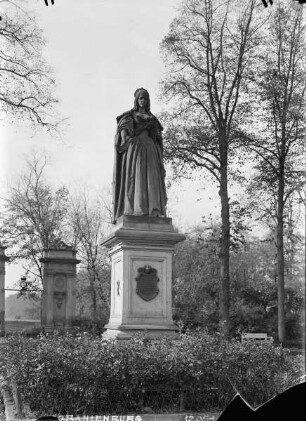 Denkmal der Kurfürstin Luise Henriette