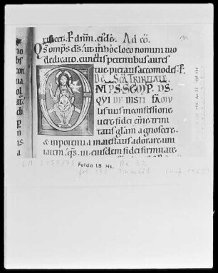 Graduale, Sakramentar und Sequentiar — Initiale O (mnipotens), darin Trinität, Folio 171recto