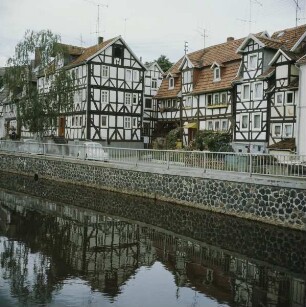 Uferbebauung