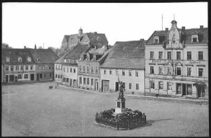 Wilsdruff. Markt mit Denkmal