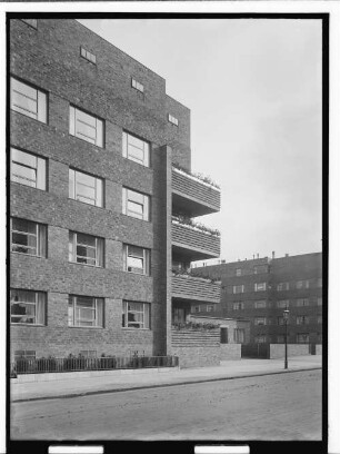 Baublock Koldingstr. Nr. 2 : [Eckansicht]