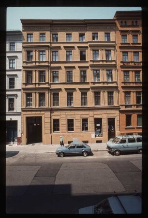 Diapositive: Adalbertstr. 82, Juni 1984