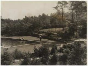 Garten Westermann, Hamburg-Blankenese: Schwimmbecken