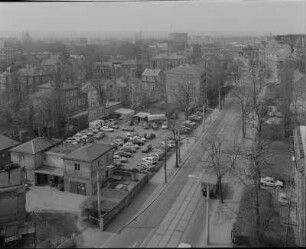 Antonstraße : Dresden-Neustadt. Blick vom Hochhaus (Verwaltungsgebäude der Dresdner Verkehrsbetriebe) nach Westen über die Antonstraße