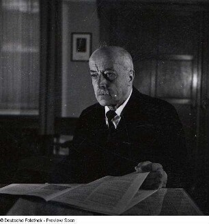Portraitserie Max von Laue