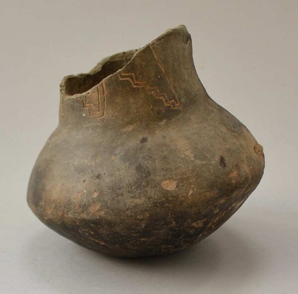 Clay vessel