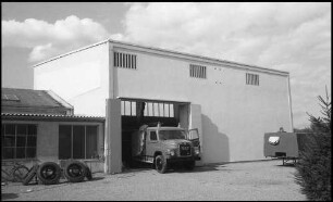 Weisweil: Feuerwehrgerätefabrik, Gebrüder Bachert, Lackierhalle, Südseite