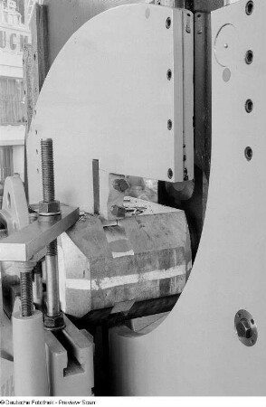 Werkzeugmaschine auf der Technischen Messe 1953