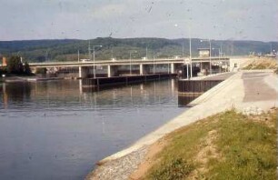 Deizisau, unterer Vorhafen, flussaufwärts
