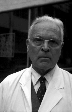Freiburg: Prof. Dr. med. Bergfeld; vom Diakonissenhaus