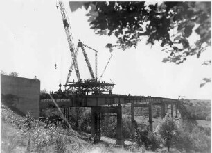 Sulzbachviadukt in km 186,136 Gesamtansicht nach Wiederaufbau L = 365 m.