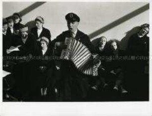 KDF-Veranstaltung auf dem KdF-Schiff "Wilhelm Gustloff"