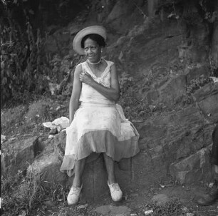 Piermont, Rockland County, Frauenportrait