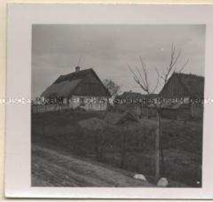 Die Soldaten Adolf Hitlers im Felde, Typischer polnischer Bauernhof