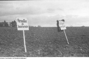 Dresden, Helfenberg, Rockau, Bodenreform im Rittergut Helfenberg in Anwesenheit des Stellvertretenden Ministerpräsidenten Kurt Fischer, 1945