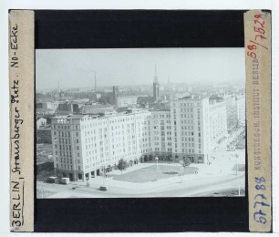 Berlin, Karl-Marx-Allee,Berlin, Strausberger Platz,Berlin, Bauprojekt Stalinallee (heute Karl-Marx-Allee)