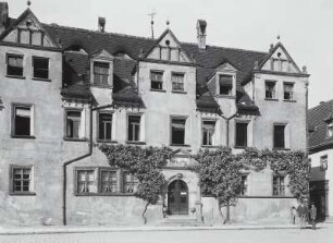 Grimma, Markt 15, Wohnhaus, Fassade