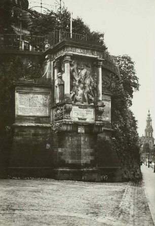 Kurfürst-Moritz-Denkmal