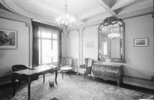 Straßburg: Hotel Maison Rouge am Place Kleber, Appartment Salon in welchem 1945 NS Parteistab geheim tagte