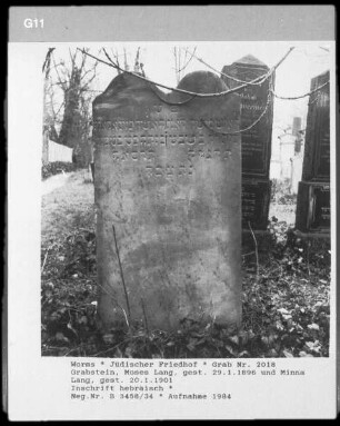Grabstein von Moses Lang (+ 1896.01.29) und Minna Lang (+ 1901.01.20)
