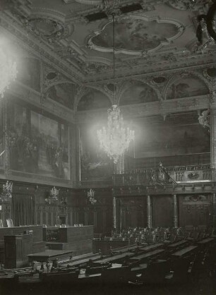 Frankfurt, Ratssaal : Frankfurt. Römer (Rathaus). Römerberg 21. Ratssaal ("Kaisersaal")