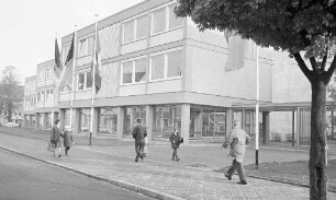 Einweihung der im 2. Bauabschnitt fertiggestellten neuen Schloßschule Durlach.