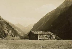 Österreich. Zillertaler Alpen. Zillergründl mit Talschluss. Blick talaufwärts