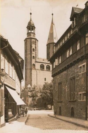 Blick zur Marktkirche Sankt Cosmas und Damian : Goslar. Blick auf den Westriegel der Marktkirche Sankt Cosmas und Damian