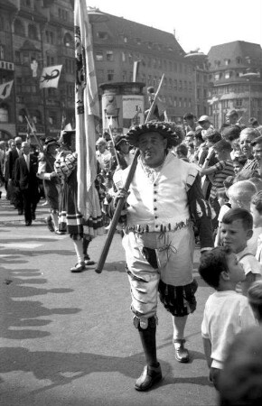 Basel (Schweiz): Markt; Tambourmajor
