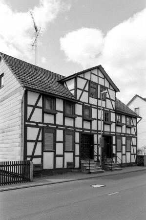 Wohnhaus (Doppel) (Doppelwohnhaus, Fachwerk); Gemünden, Lindenstraße 3, Lindenstraße 4
