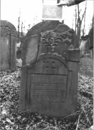 Grabstein 105 (2)