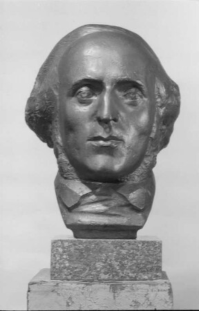 Büste von Felix Mendelssohn-Bartholdy : Büste von Felix Mendelssohn-Bartholdy. Bronze (um 1950; W. Arnold)