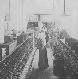 Kapserei : Technikgeschichte | Technologie | Fasern, Gespinste und Gewebe | Leinenindustrie | Mechanische Weberei
