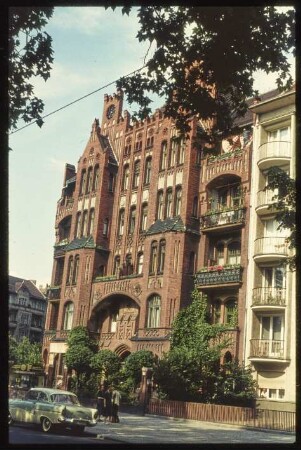Wohngebäude