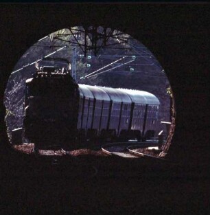 Ersinger Tunnel Lok 144 034 N 6037 B4yg-Wagen