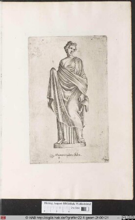 Statue der Mnemosyne.